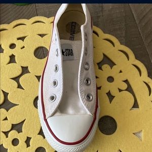 Converse Tennis Shoes